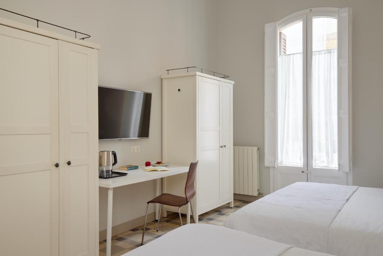 Hostal Poblenou Barcelona Ngoại thất bức ảnh