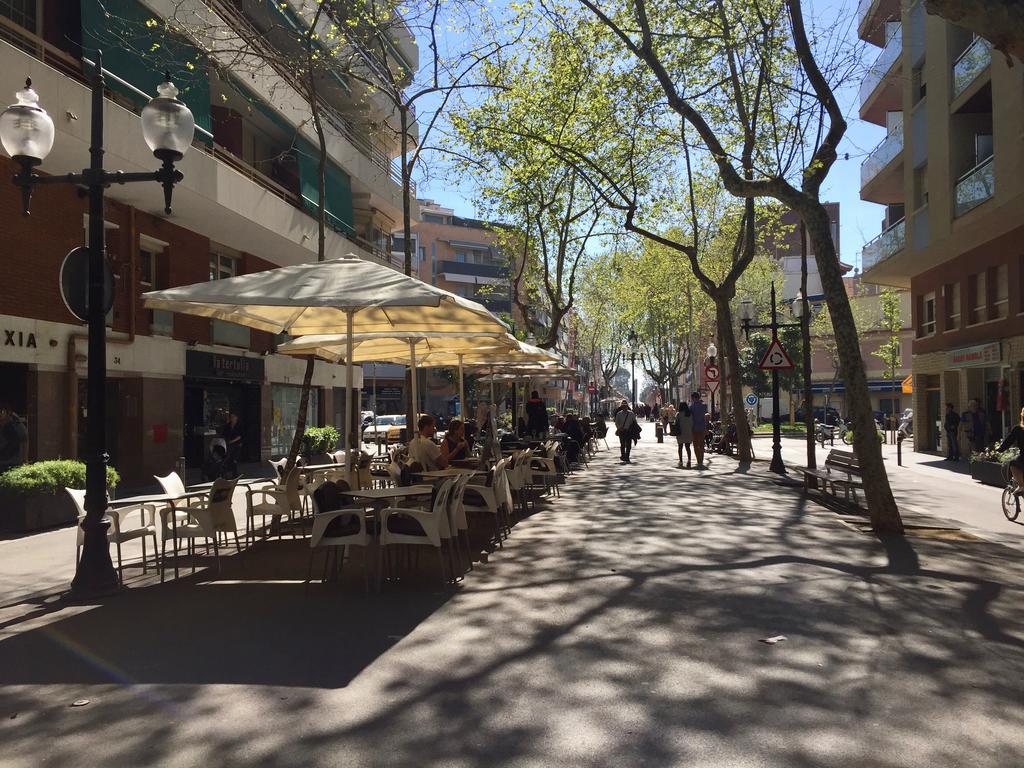 Hostal Poblenou Barcelona Ngoại thất bức ảnh