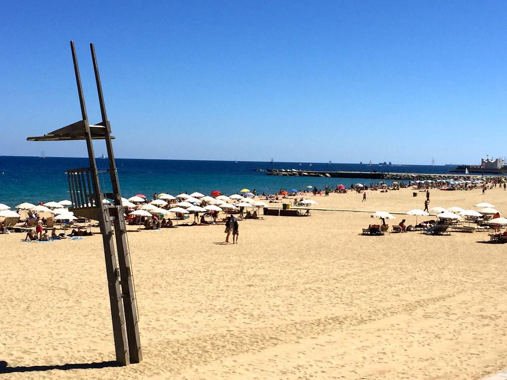 Hostal Poblenou Barcelona Ngoại thất bức ảnh