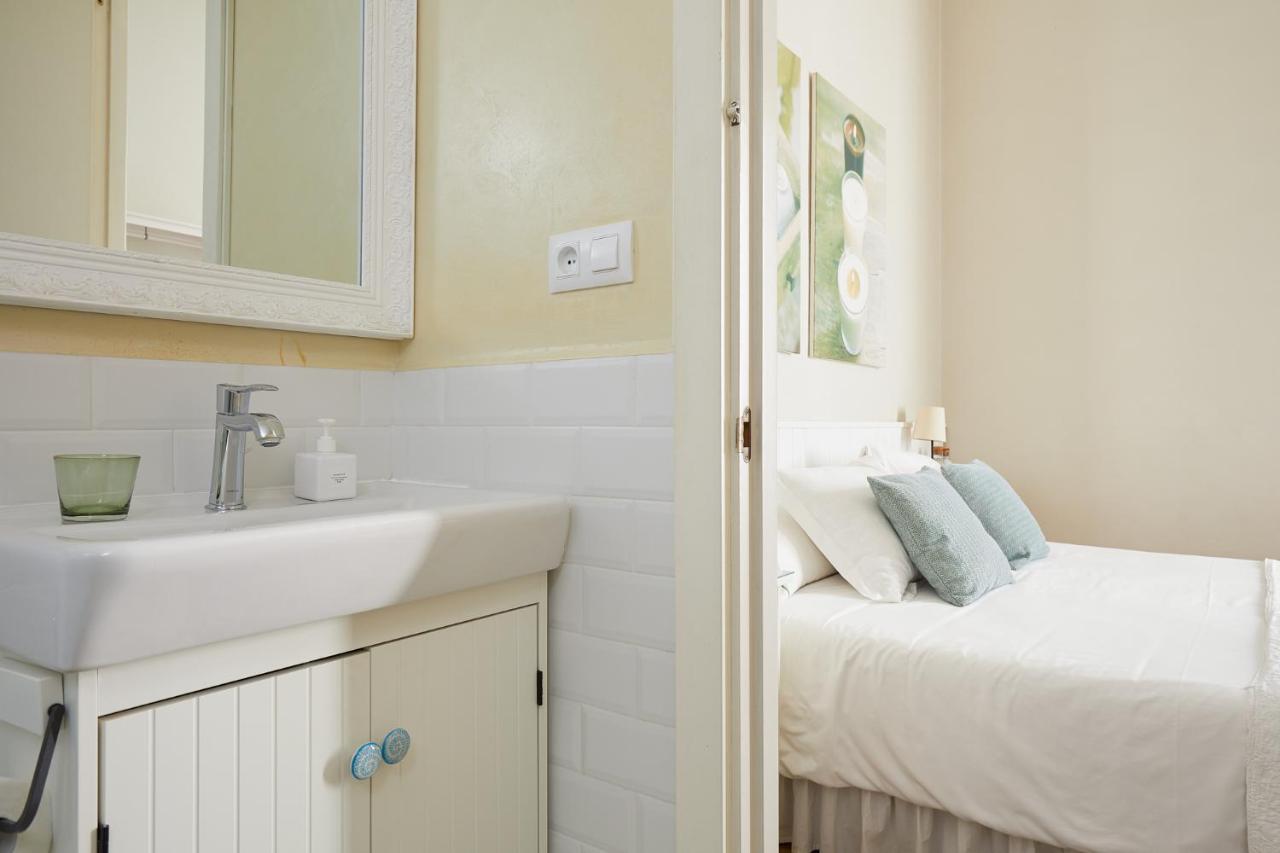Hostal Poblenou Barcelona Ngoại thất bức ảnh